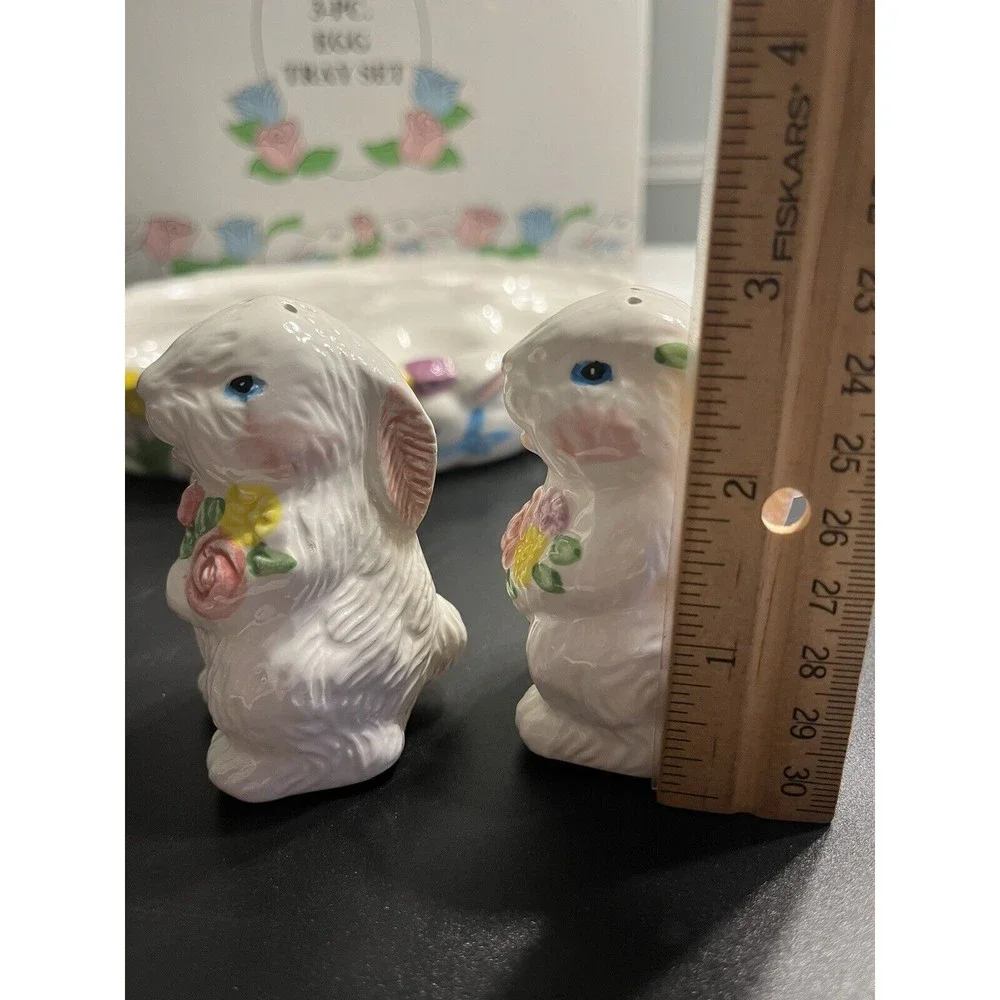 Ceramic Easter Egg Plate with Bunny Rabbit Salt n Pepper Shakers IOB